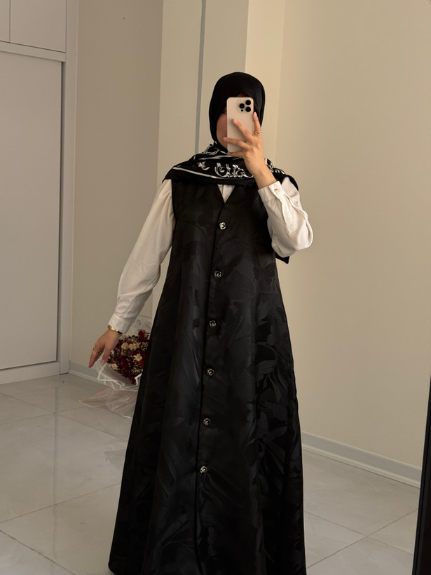 وست ژاکارد پروانه