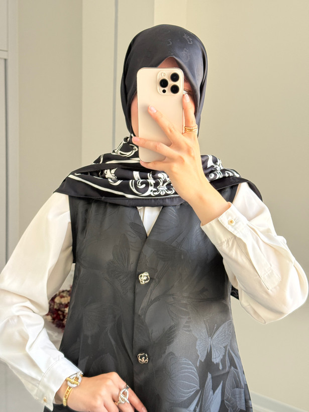 وست ژاکارد پروانه