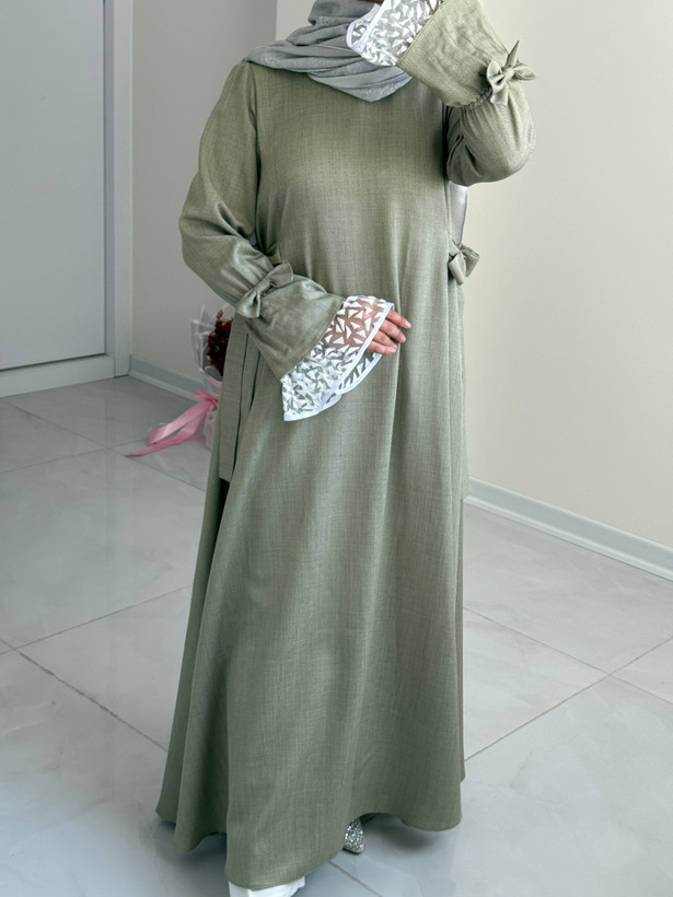 عبا نورا