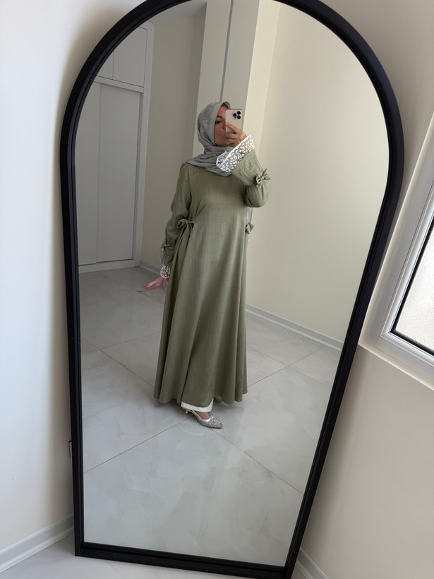 عبا نورا
